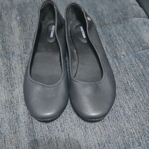 Minnetonka Black Flats